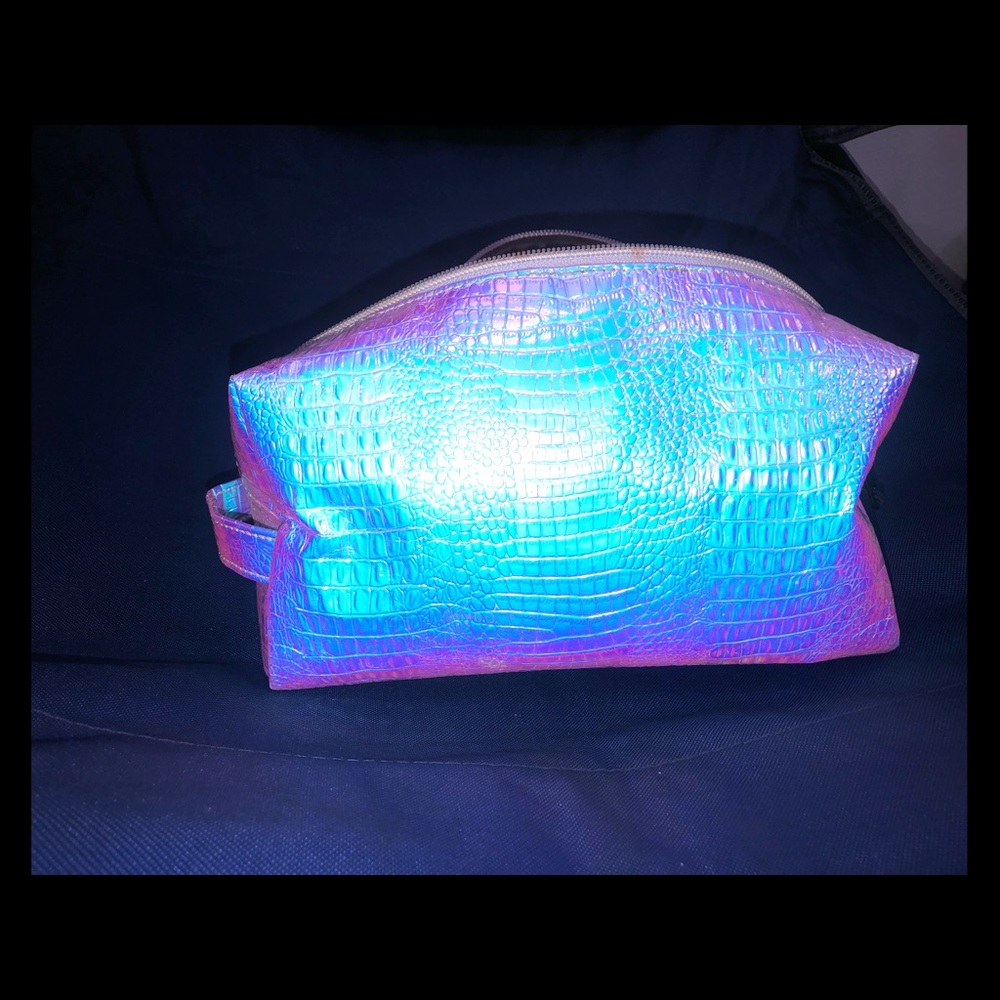 DRAGON MAKE UP BAG